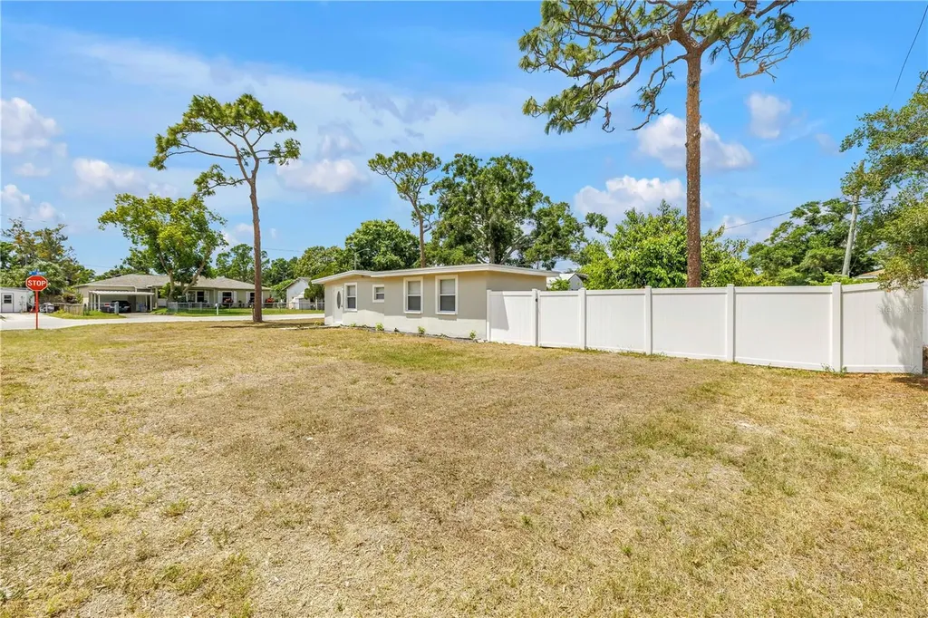 8151 61st Street N Pinellas Park FL 33781