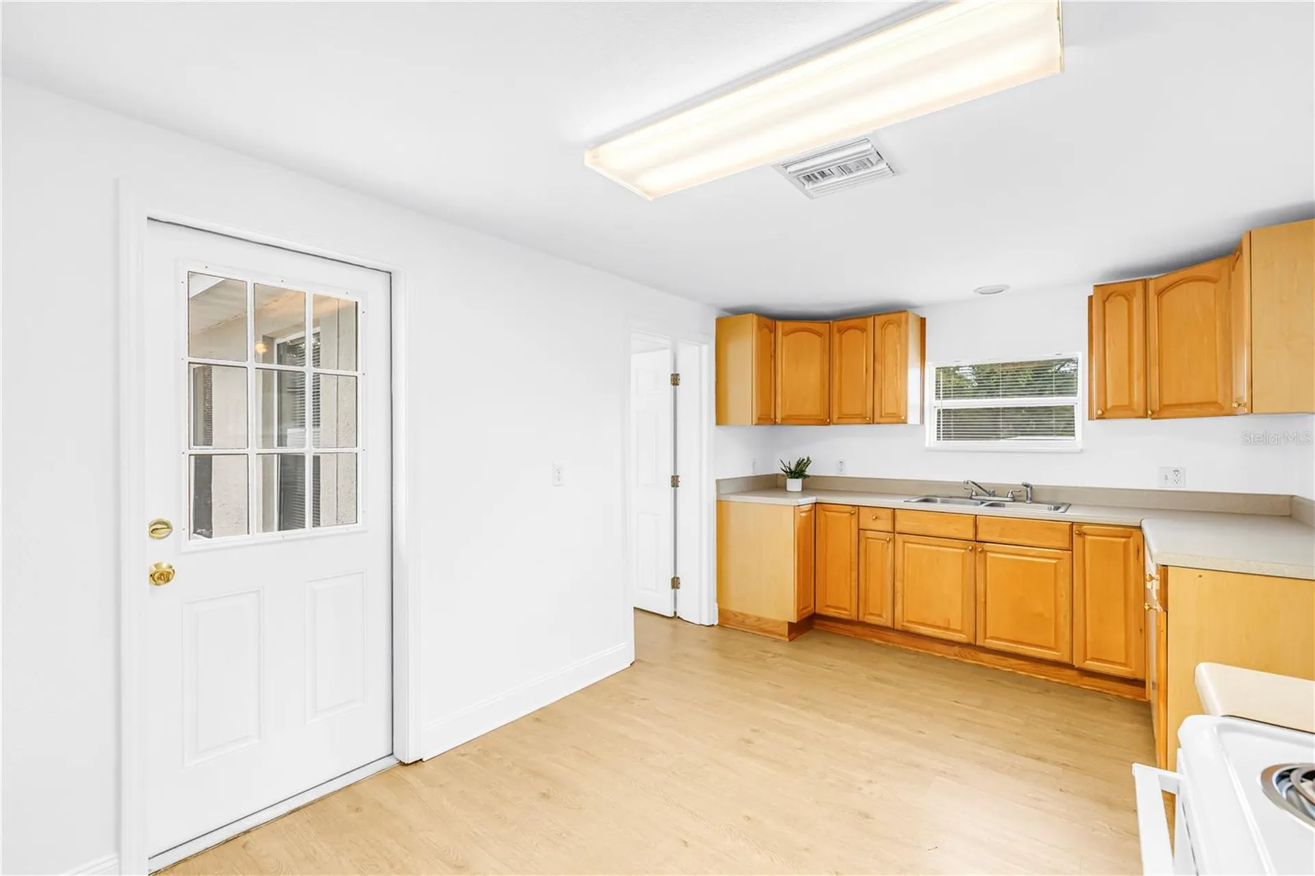 8151 61st Street N Pinellas Park FL 33781