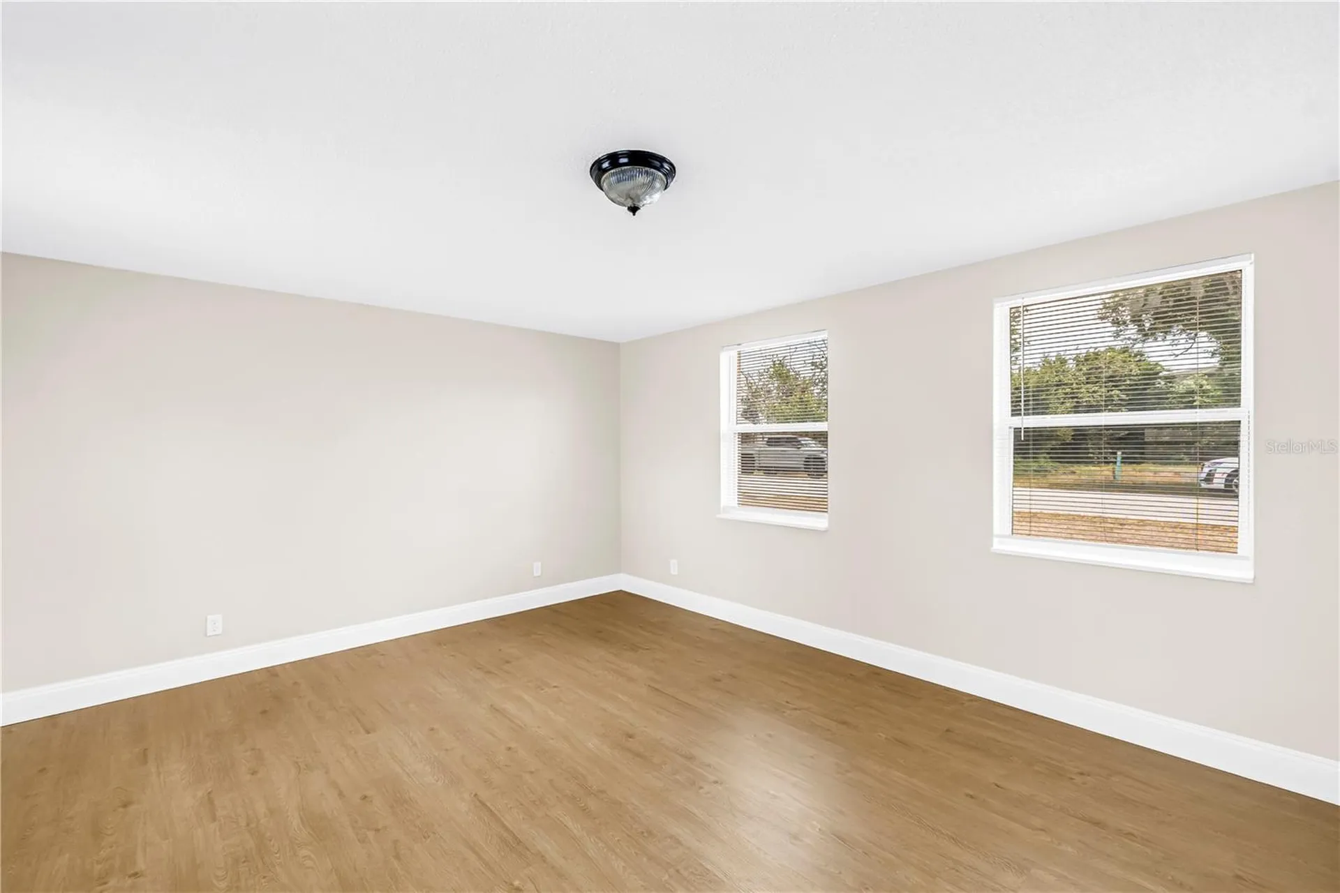 8151 61st Street N Pinellas Park FL 33781