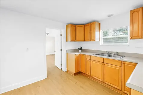 8151 61st Street N Pinellas Park FL 33781