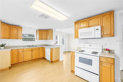 8151 61st Street N Pinellas Park FL 33781