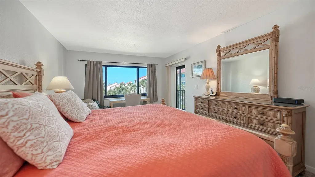 6234 Midnight Pass Road Sarasota FL 34242