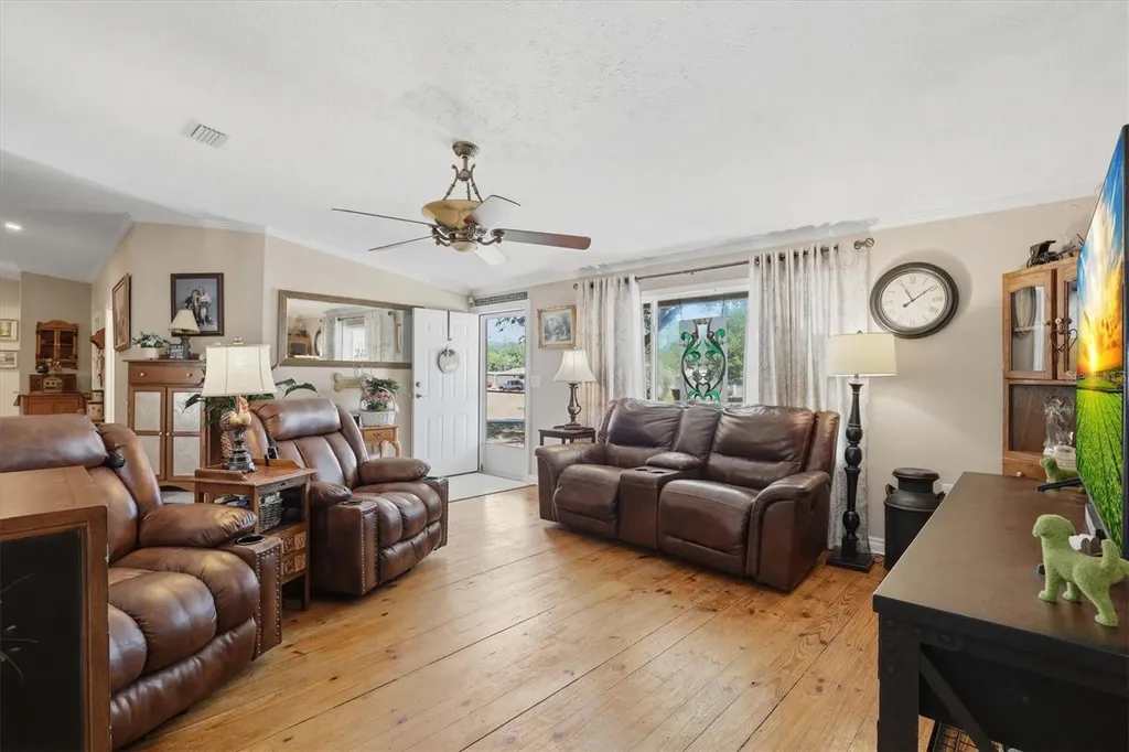 33906 Coddle Court Wesley Chapel FL 33543
