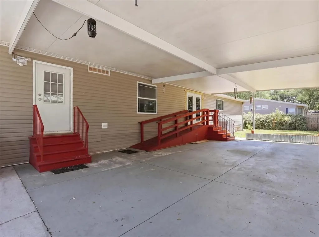 33906 Coddle Court Wesley Chapel FL 33543