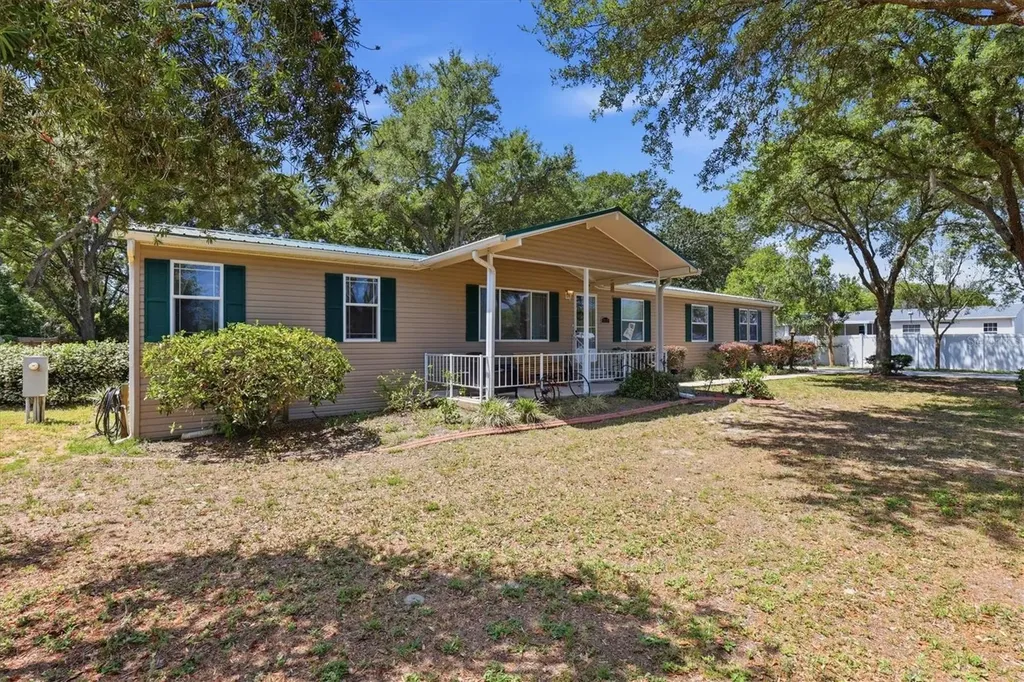 33906 Coddle Court Wesley Chapel FL 33543