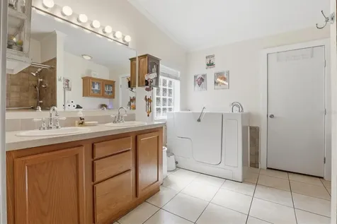 33906 Coddle Court Wesley Chapel FL 33543