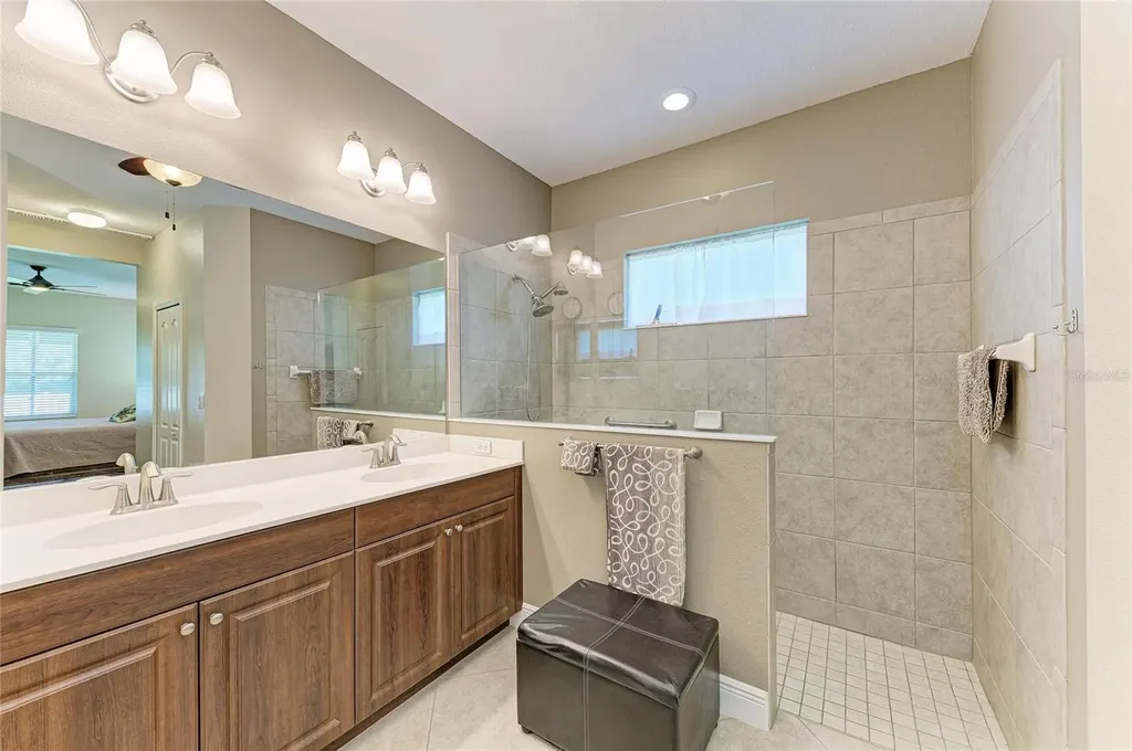 7750 Ridgelake Circle Bradenton FL 34203