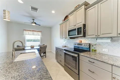 7750 Ridgelake Circle Bradenton FL 34203