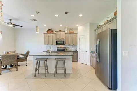 7750 Ridgelake Circle Bradenton FL 34203
