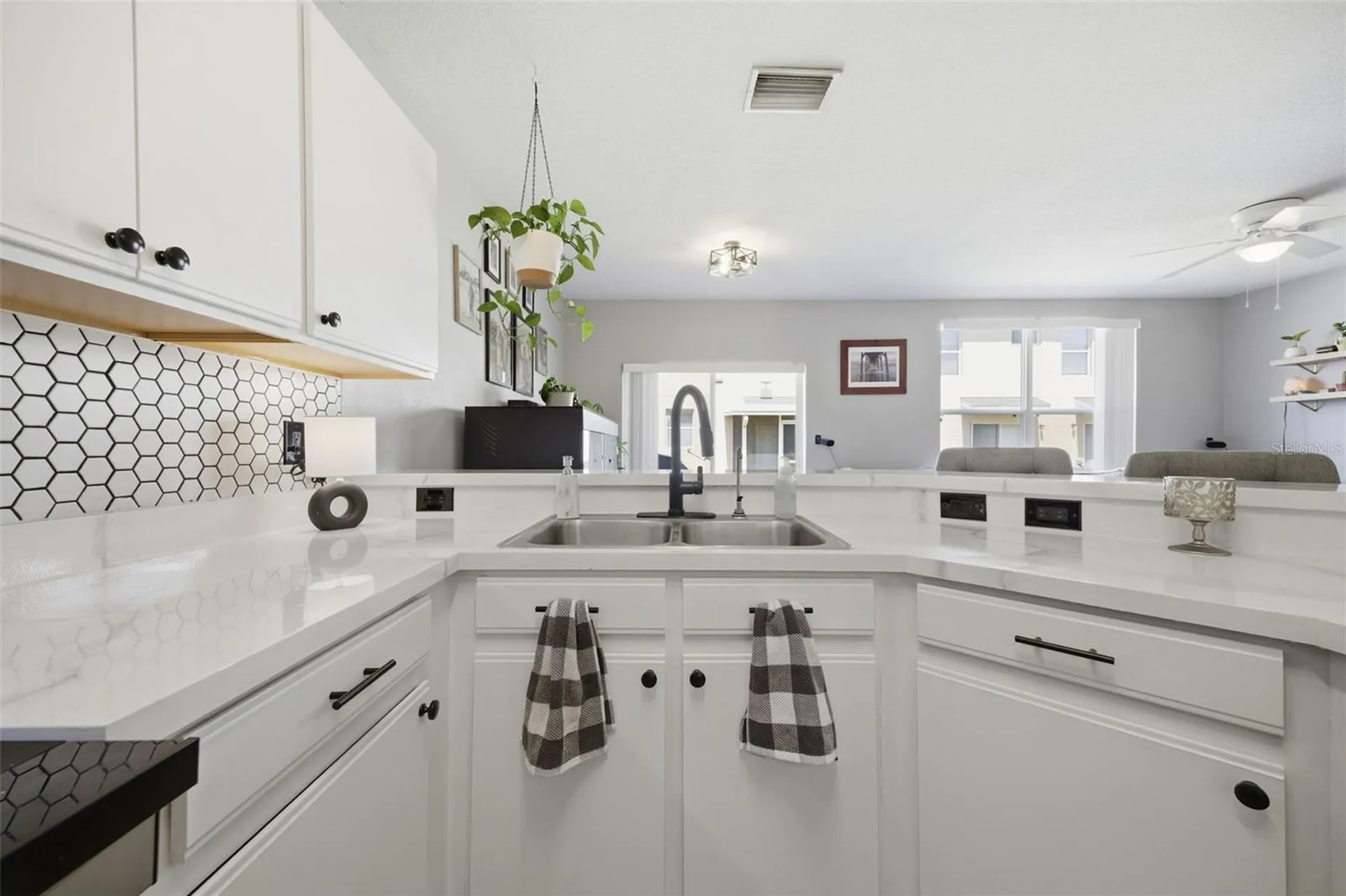 9769 Carlsdale Drive Riverview FL 33578