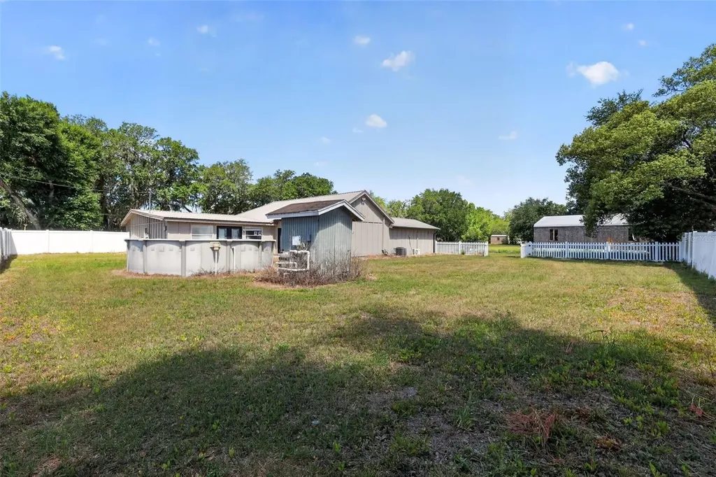 3240 Apfel Road Wesley Chapel FL 33543