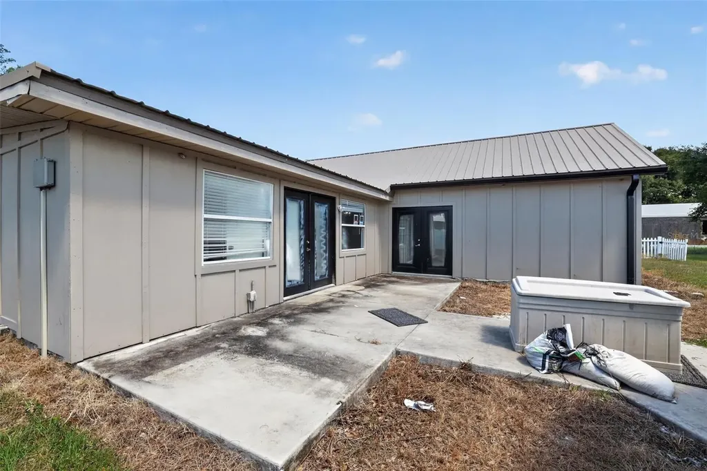 3240 Apfel Road Wesley Chapel FL 33543