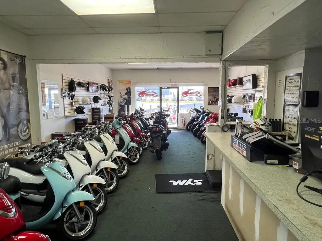 853 Us Highway 41 Bypass S Venice FL 34285