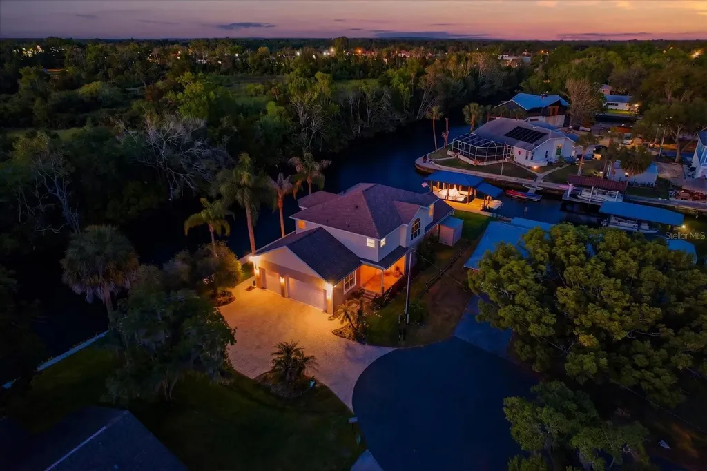 939 SE 3rd Avenue Crystal River FL 34429