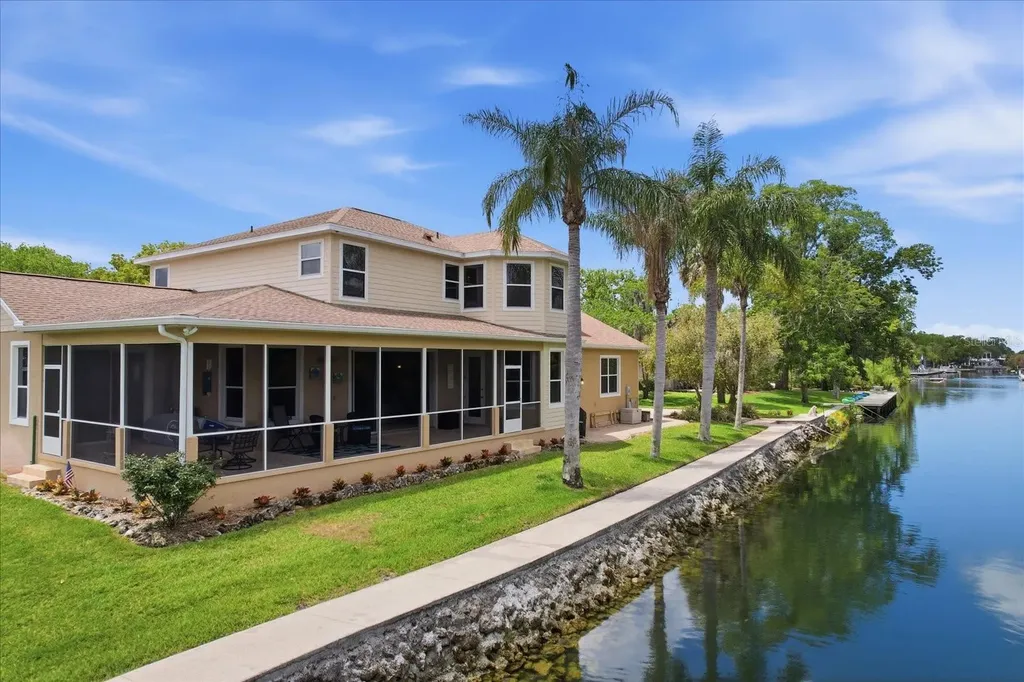 939 SE 3rd Avenue Crystal River FL 34429