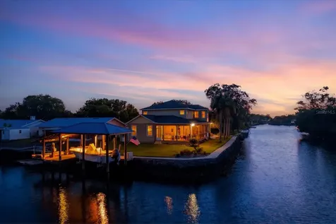 939 SE 3rd Avenue Crystal River FL 34429