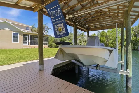 939 SE 3rd Avenue Crystal River FL 34429