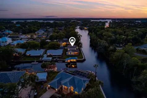 939 SE 3rd Avenue Crystal River FL 34429