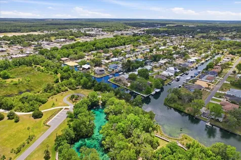 939 SE 3rd Avenue Crystal River FL 34429