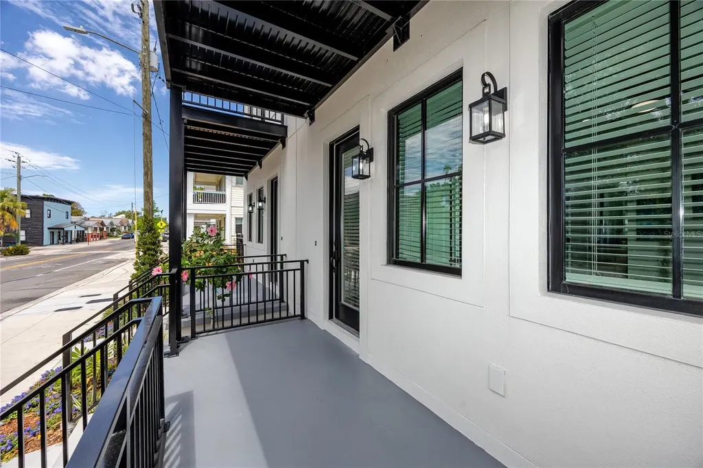 1308 E Columbus Drive Tampa FL 33605