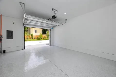 1308 E Columbus Drive Tampa FL 33605