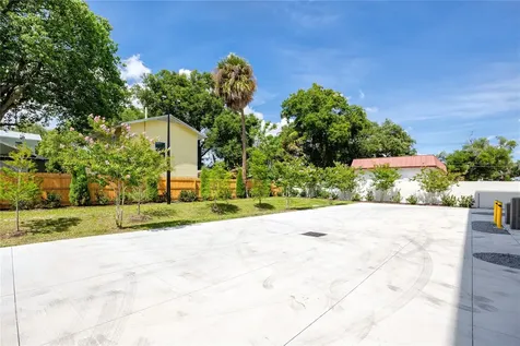 1308 E Columbus Drive Tampa FL 33605