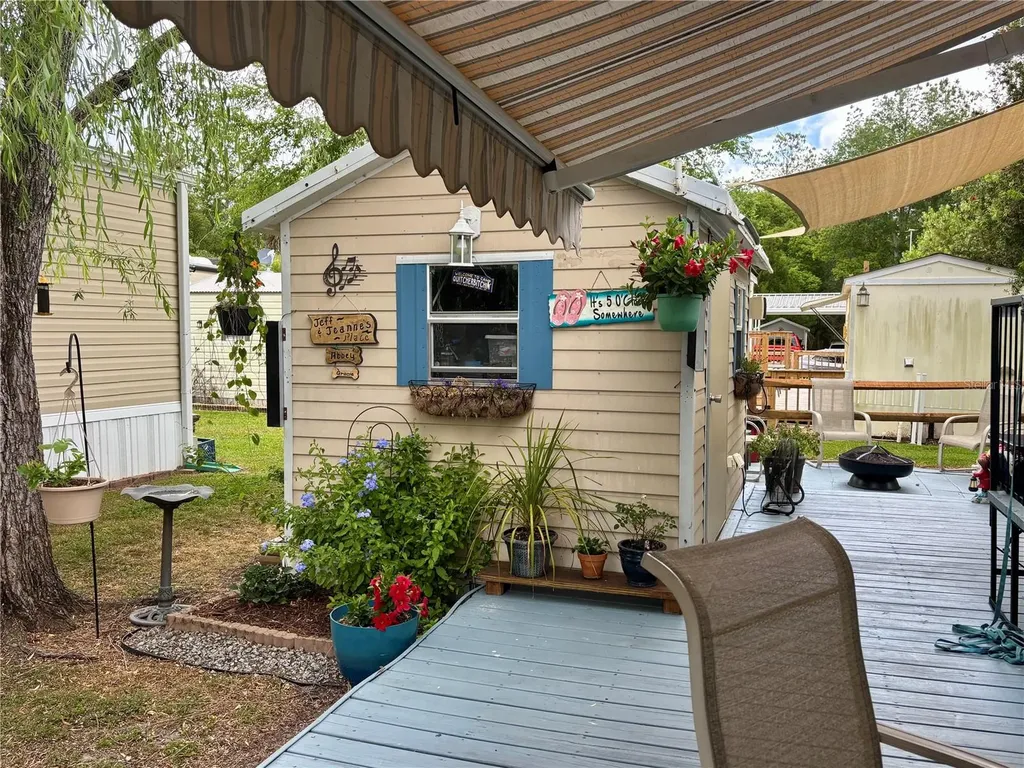 3255 NE 104th Avenue Silver Springs FL 34488