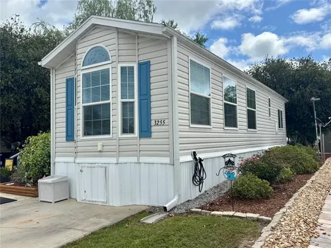 3255 NE 104th Avenue Silver Springs FL 34488