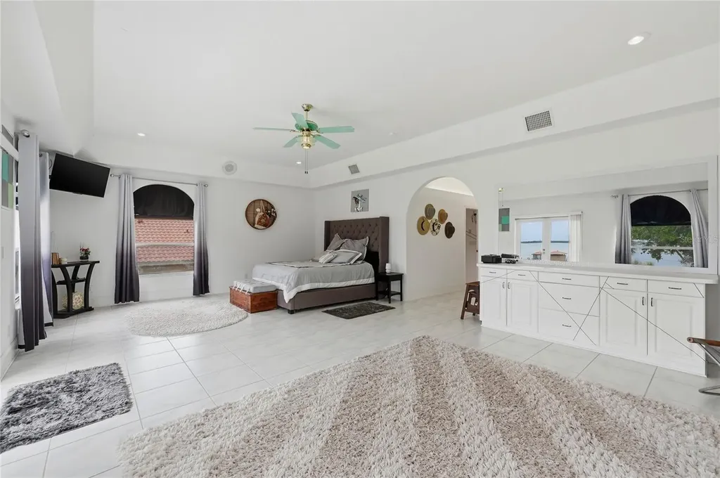 1280 W Lake Hamilton Drive Winter Haven FL 33881