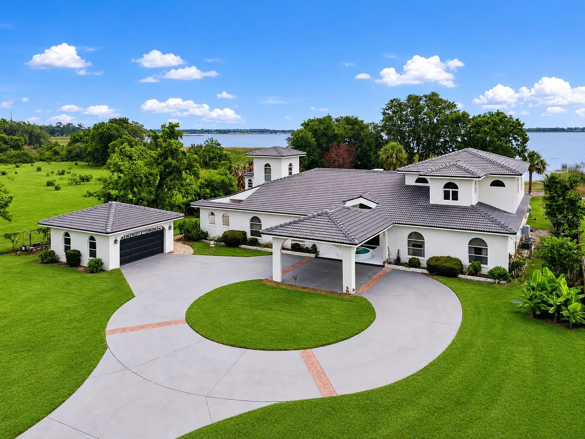 1280 W Lake Hamilton Drive Winter Haven FL 33881