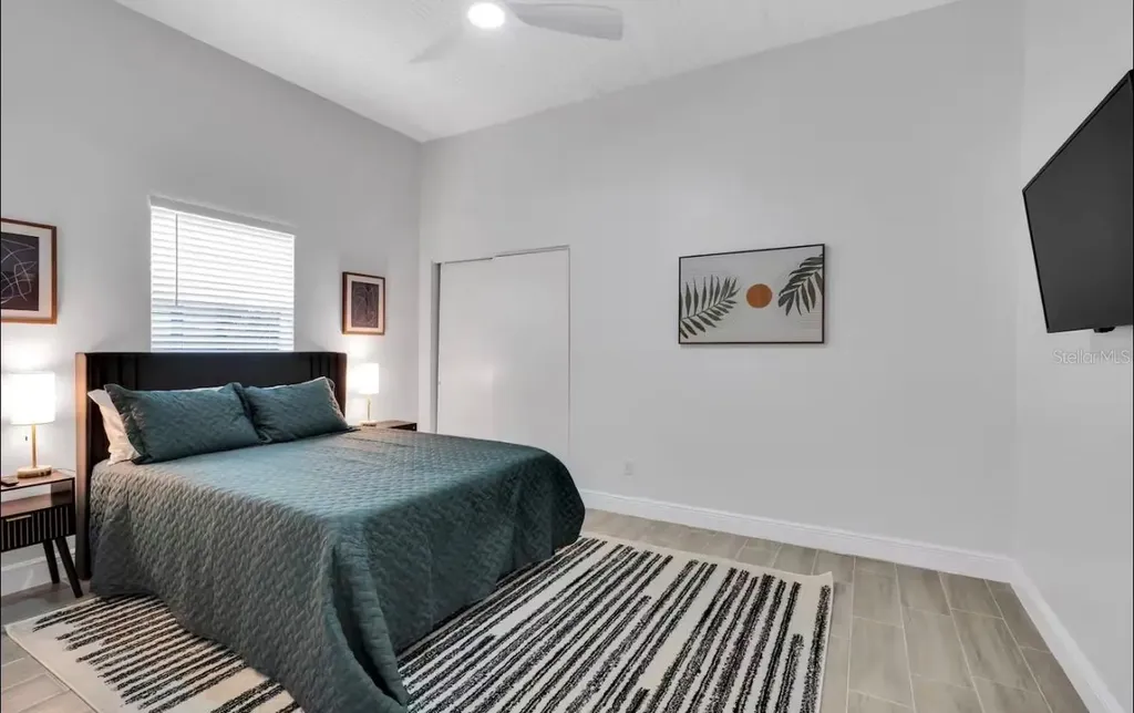 2806 N 17th Street Tampa FL 33605