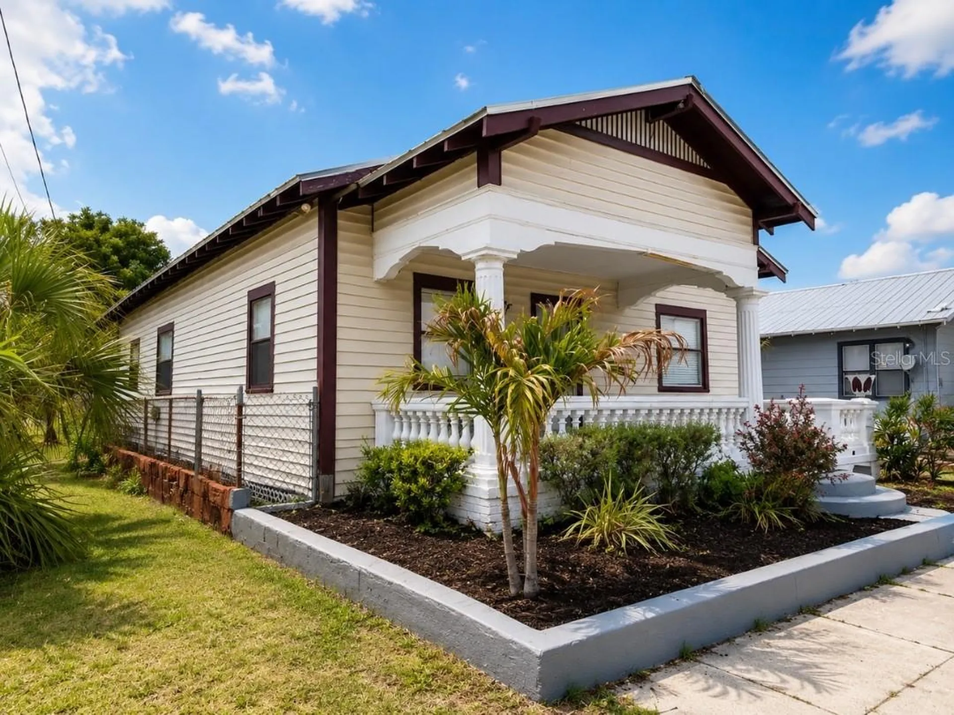 2806 N 17th Street Tampa FL 33605