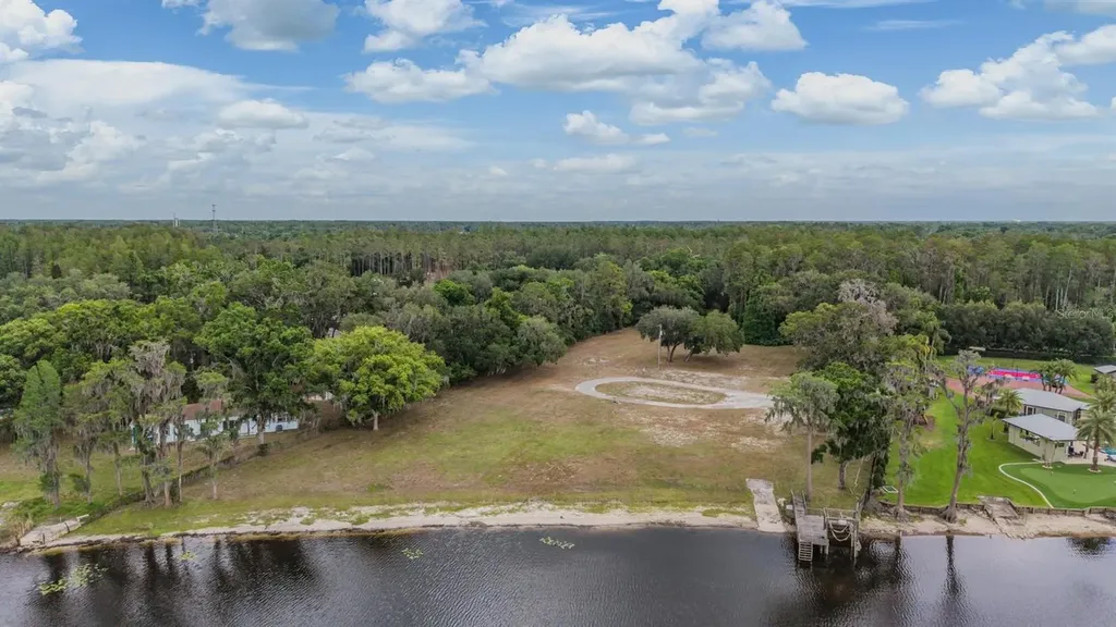 215 Lake Brant Drive Lutz FL 33548