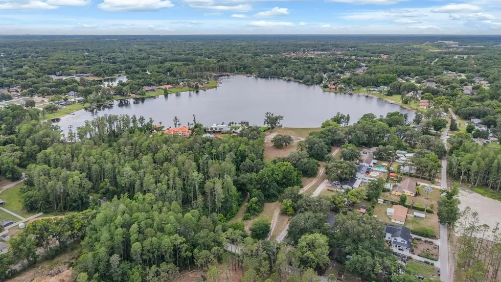 215 Lake Brant Drive Lutz FL 33548