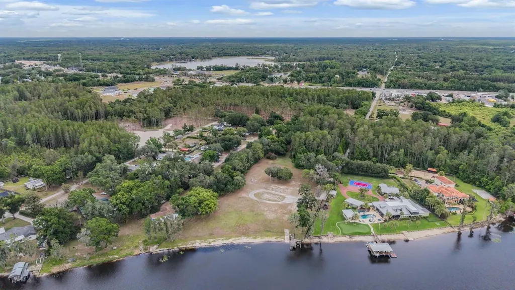 215 Lake Brant Drive Lutz FL 33548