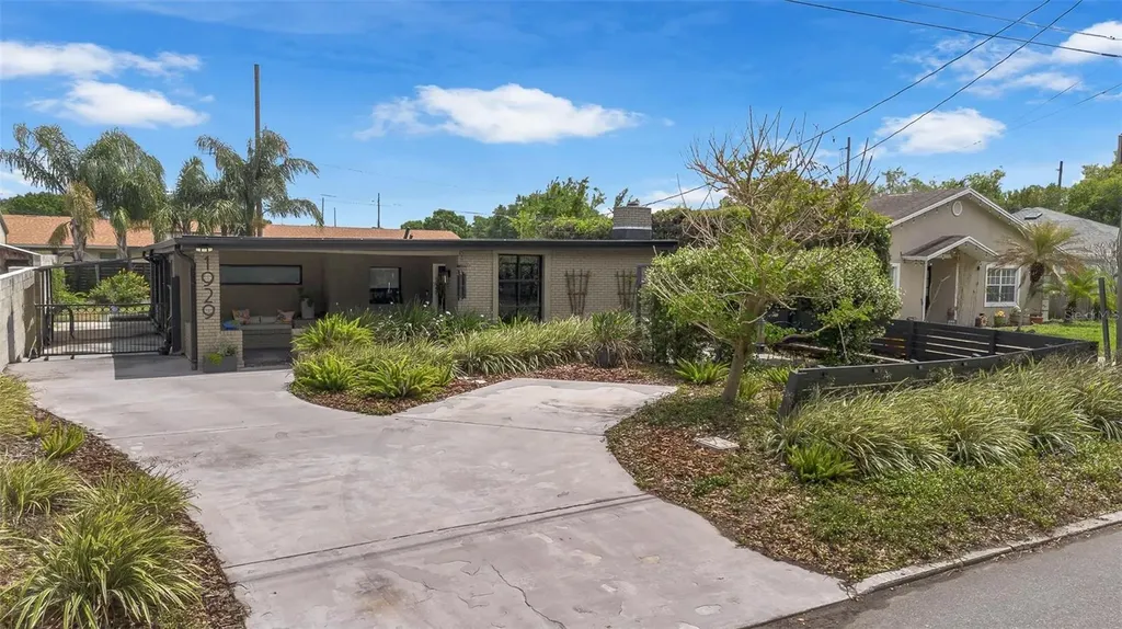 1929 Essex Place Orlando FL 32806