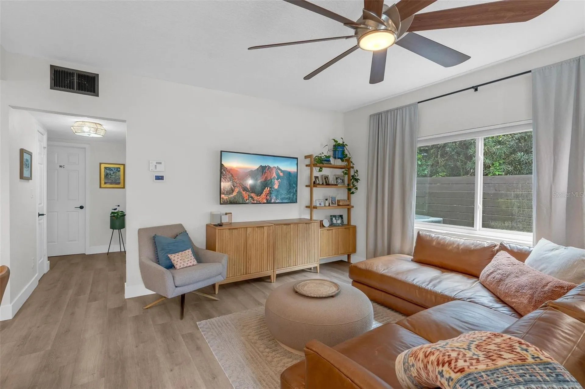 1929 Essex Place Orlando FL 32806