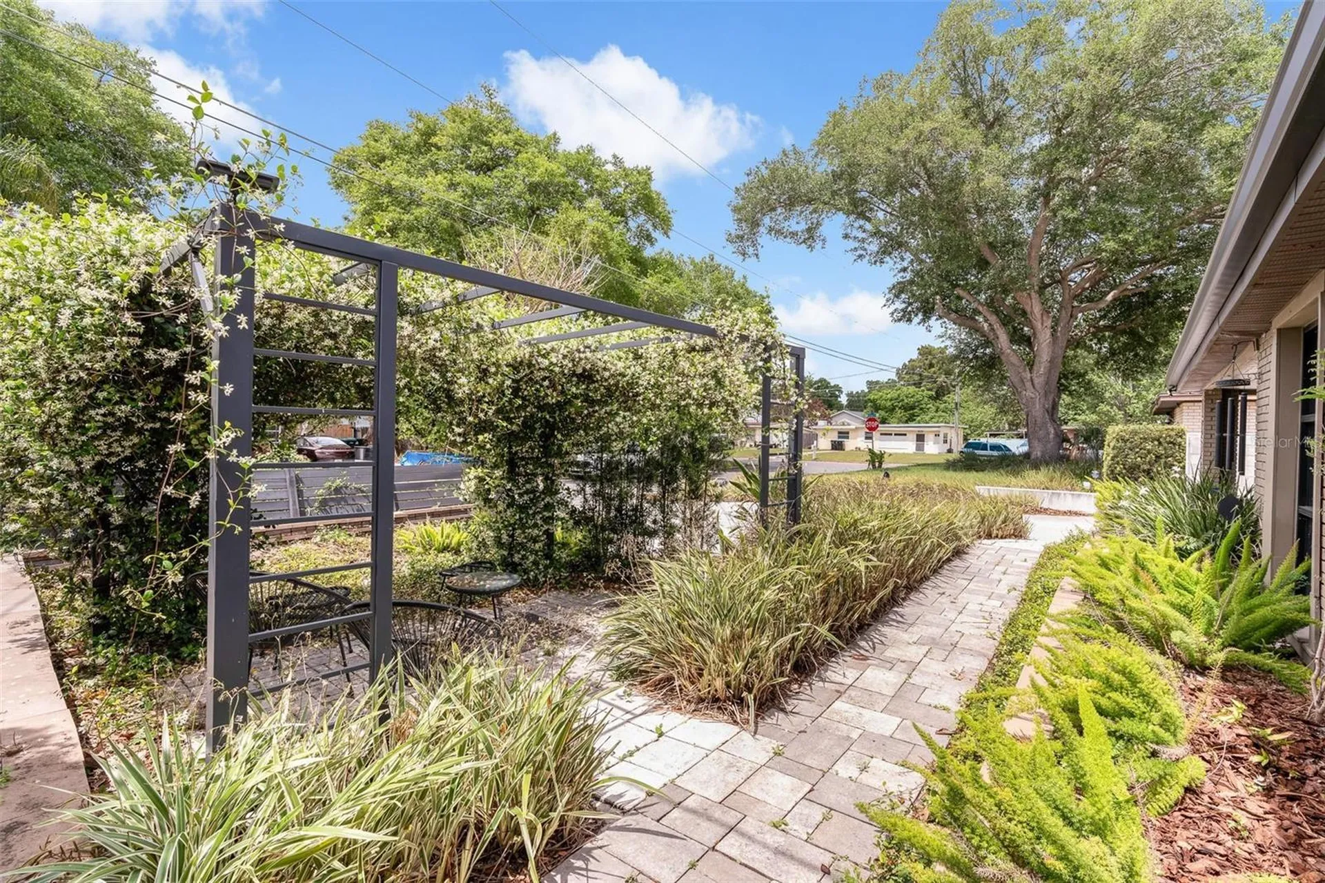 1929 Essex Place Orlando FL 32806