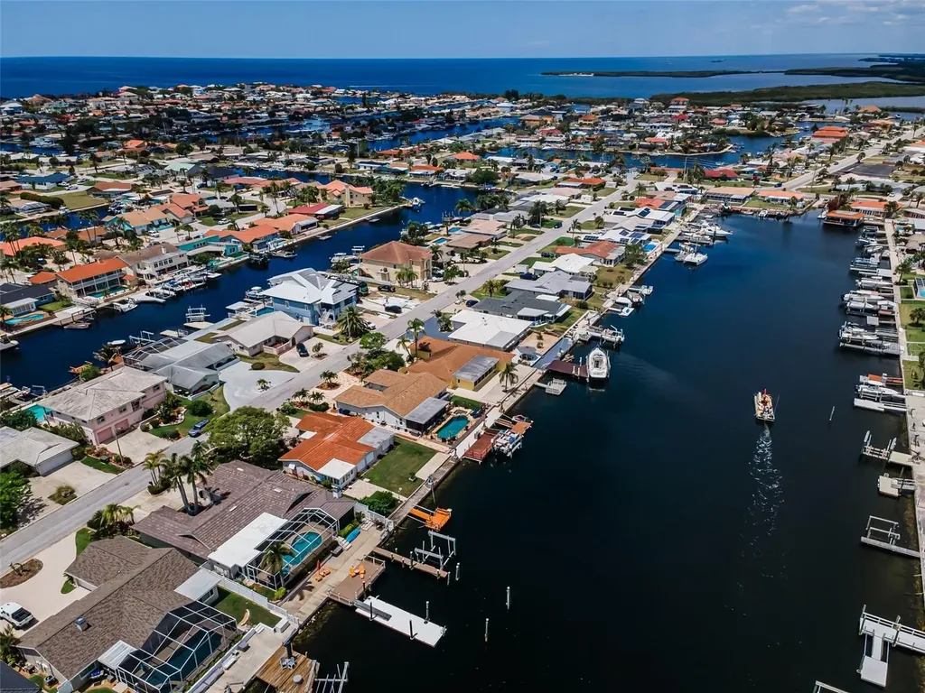 5008 Galleon Court New Port Richey FL 34652