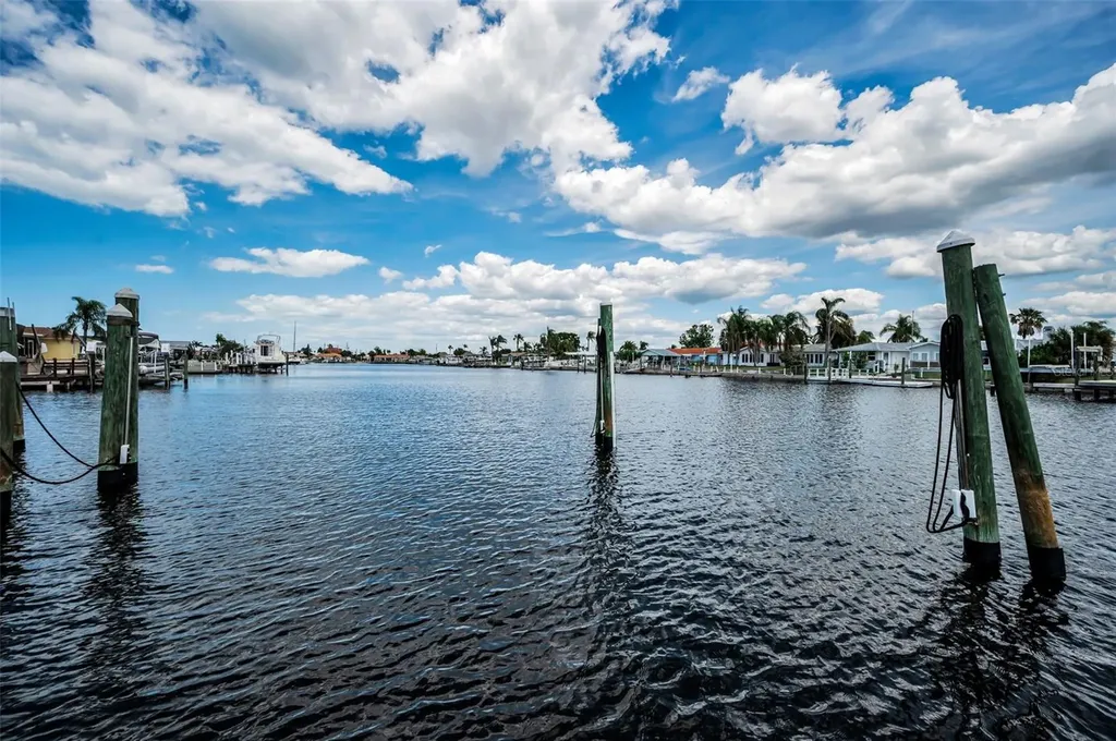 5008 Galleon Court New Port Richey FL 34652