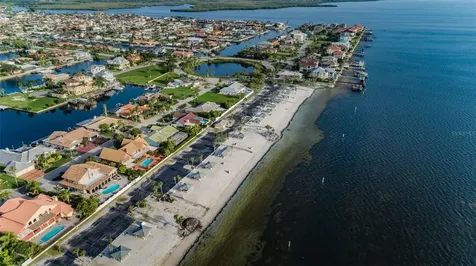 5008 Galleon Court New Port Richey FL 34652