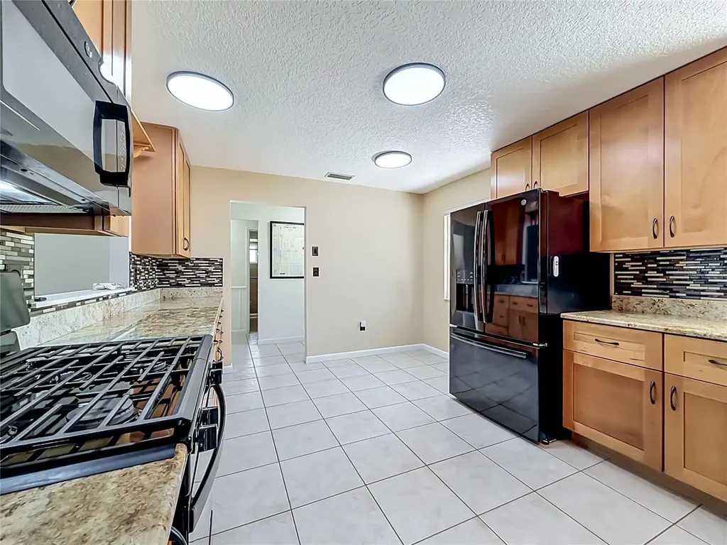 12547 Pine Island Drive Leesburg FL 34788