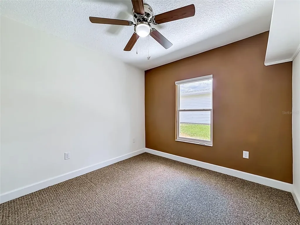 12547 Pine Island Drive Leesburg FL 34788