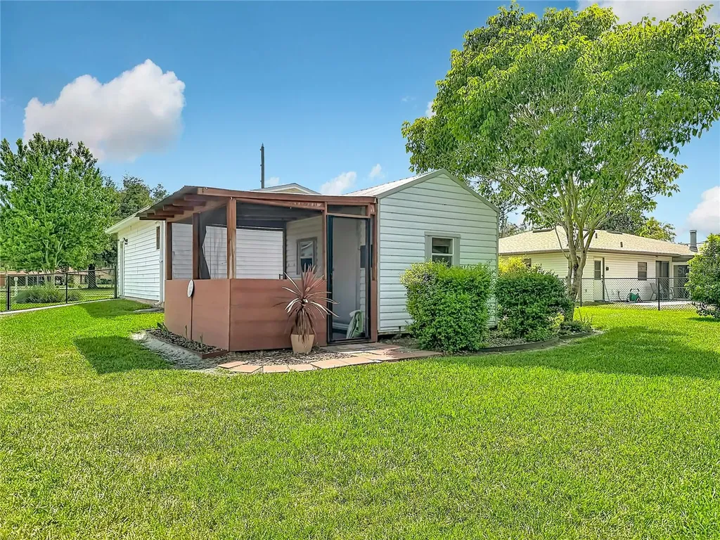 12547 Pine Island Drive Leesburg FL 34788