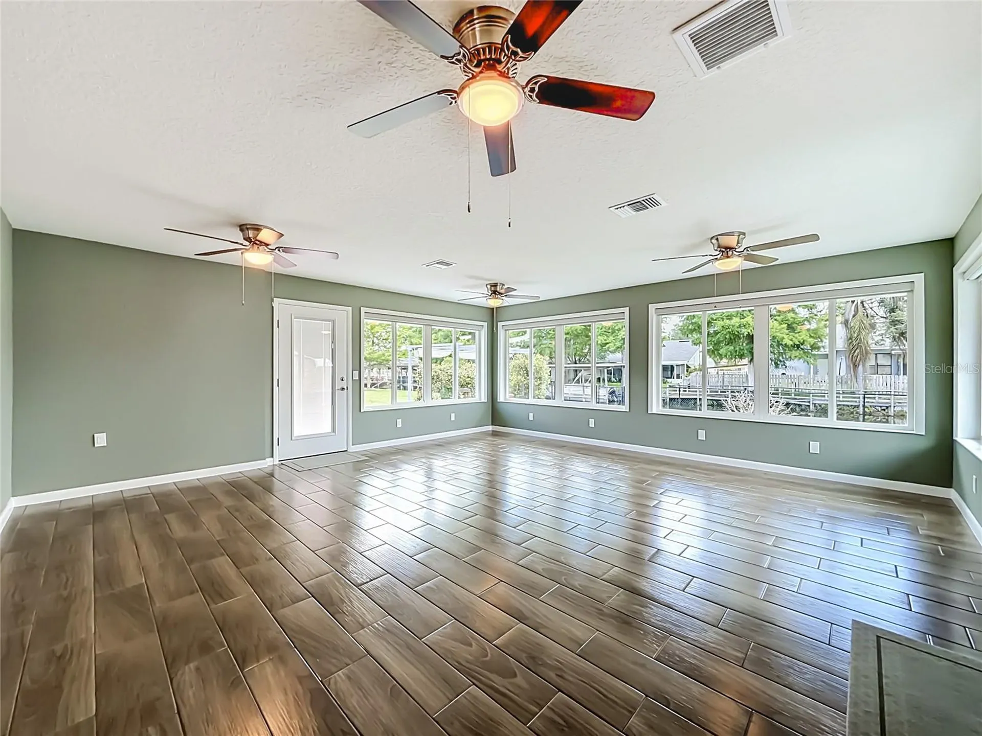 12547 Pine Island Drive Leesburg FL 34788