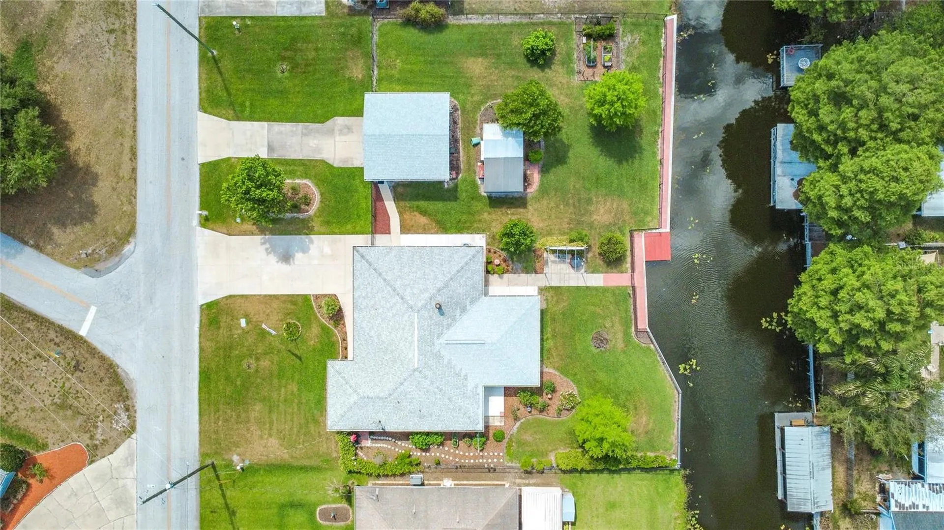 12547 Pine Island Drive Leesburg FL 34788