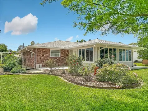 12547 Pine Island Drive Leesburg FL 34788