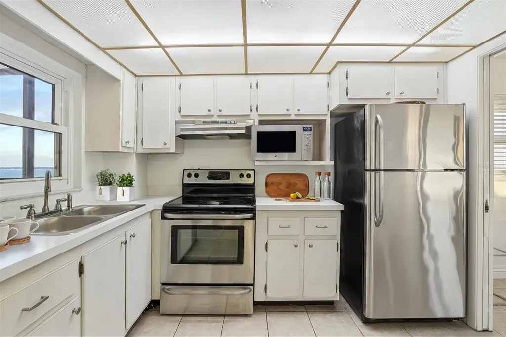 1270 Gulf Boulevard Clearwater FL 33767