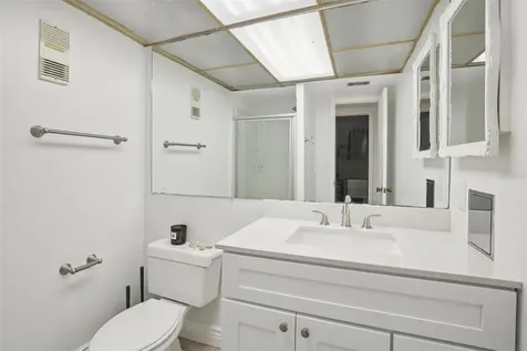 1270 Gulf Boulevard Clearwater FL 33767