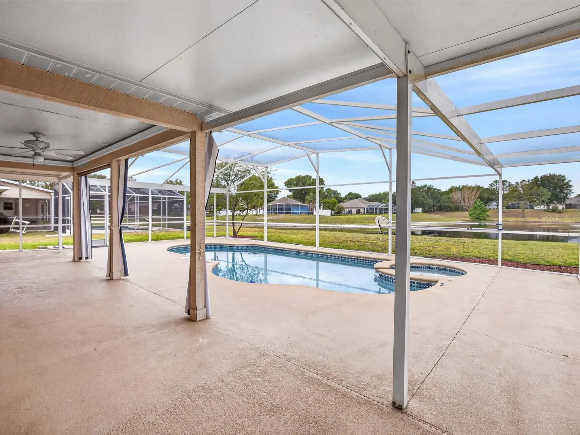 703 Sunridge Woods Boulevard Davenport FL 33837